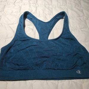 Sports Bra Champion Super Comfortable Like New